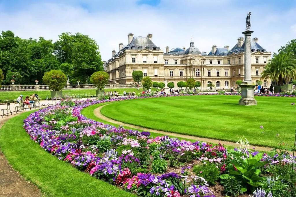 Exceptionnelle maison de ville ✧Cour privée ✧Métro Paris France
