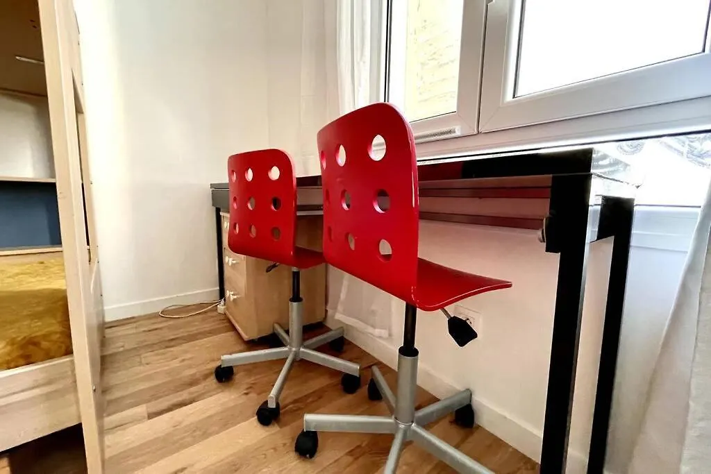 Appartement Exceptionnelle maison de ville ✧Cour privée ✧Métro Paris France